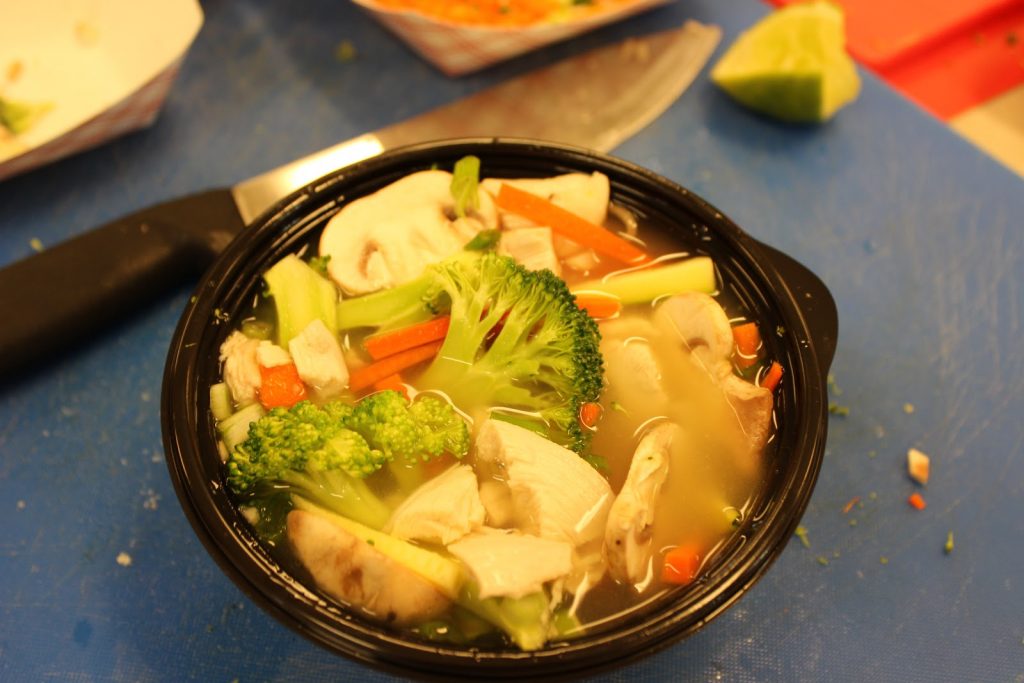 Noodle bowl with vegetables